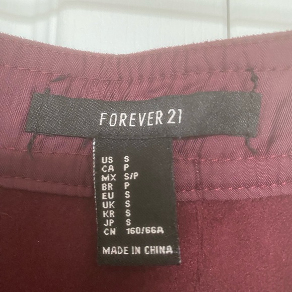 Forever 21 Burgundy mini skirt - Picture 3 of 3